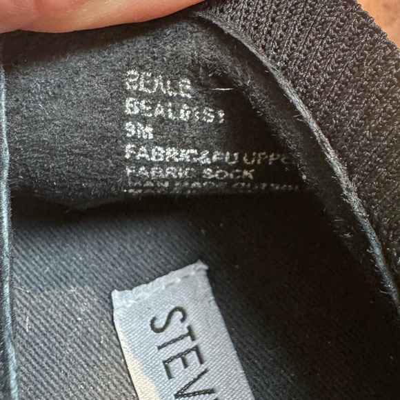 STEVE MADDEN Beale Black Slip-On Black Platform Sneakers Size 9 Preppy Goth Chic - Picture 7 of 8